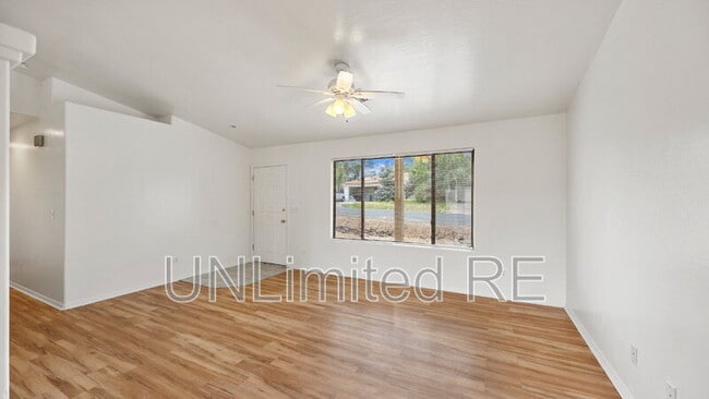 Building Photo - 6145 N Old McDonald Dr