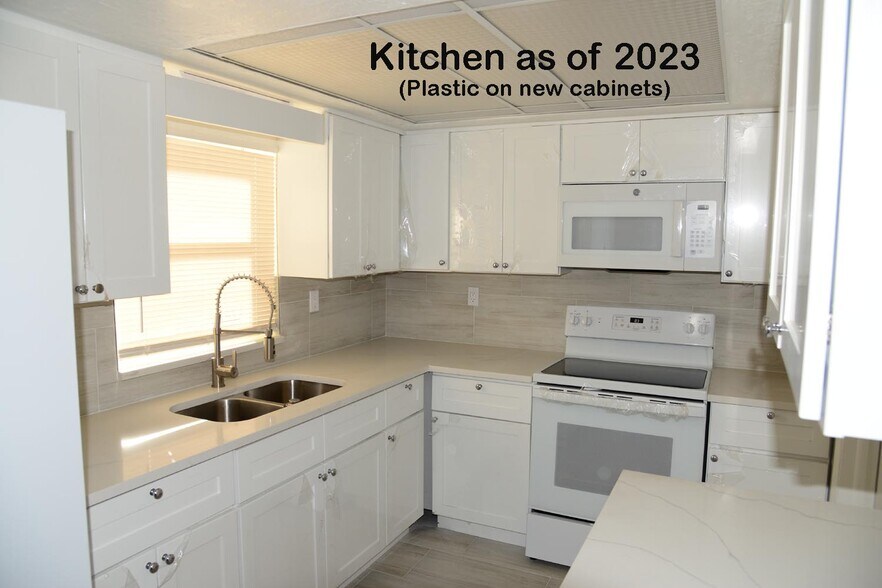 Building Photo - 6903 Rio Pinar