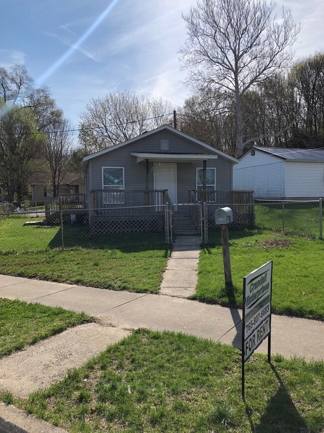 Building Photo - 3 bedroom 3 bath home!