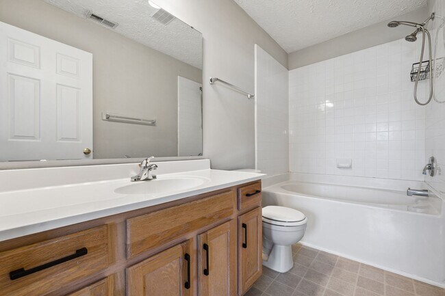 Building Photo - Welcoming 4-bed, 2.5-bath home in Durham offers thoughtful touches throughout.