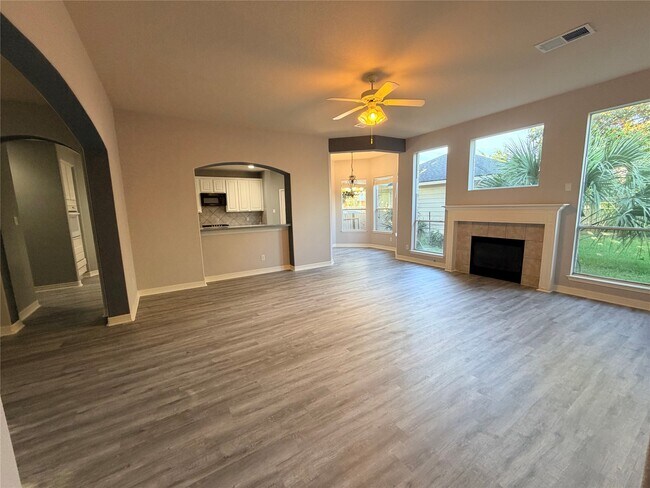 Building Photo - 2303 Chelsea Ridge Ct