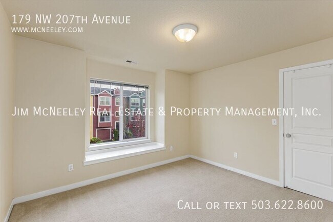 Building Photo - 179 NW 207th Ave