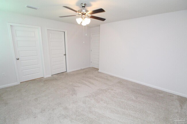 Building Photo - 7818 Lakeside Oaks Dr