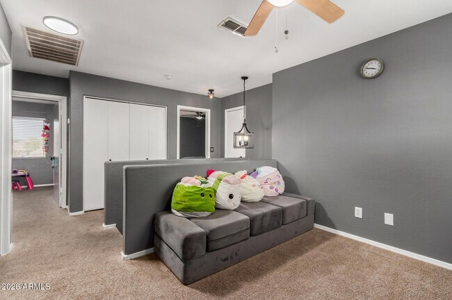 Building Photo - 12106 N 128th Ave