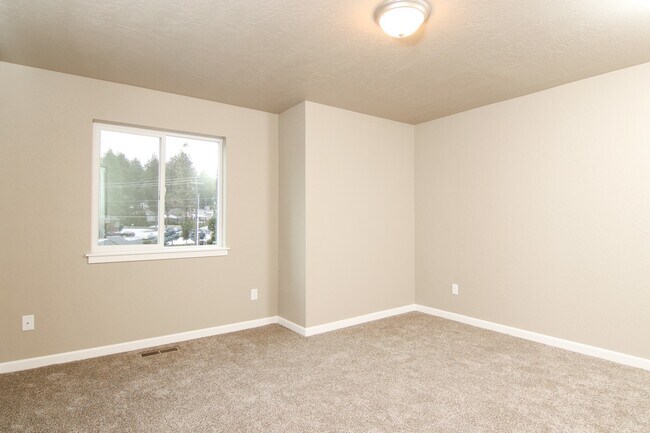Building Photo - Modern Two Story Duplex for rent in Spokane Valley