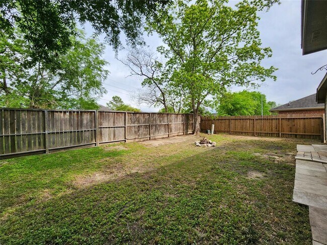 Building Photo - 19322 Pinewood Bluff Ln