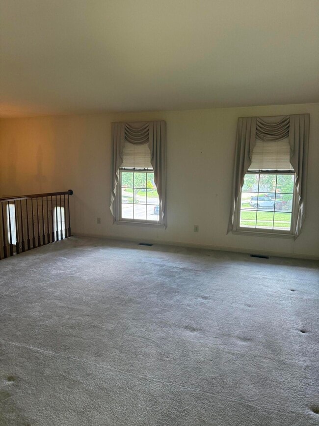Building Photo - 464 Stone Creek Dr