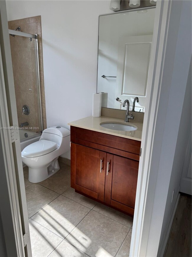 Building Photo - 4849 NW 57th Ct