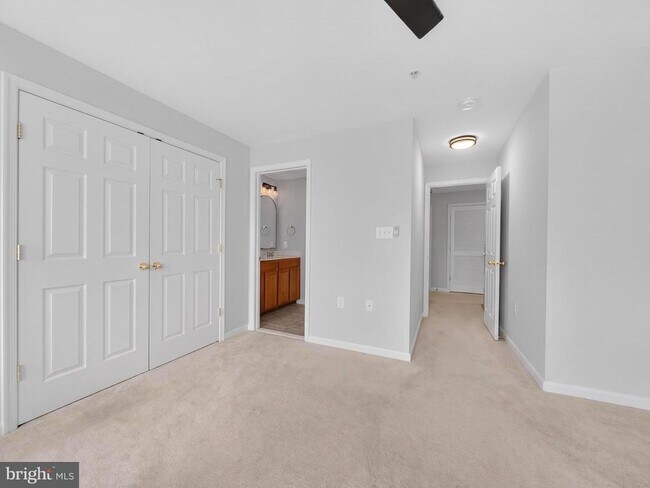 Building Photo - 6055 Wicker Ln
