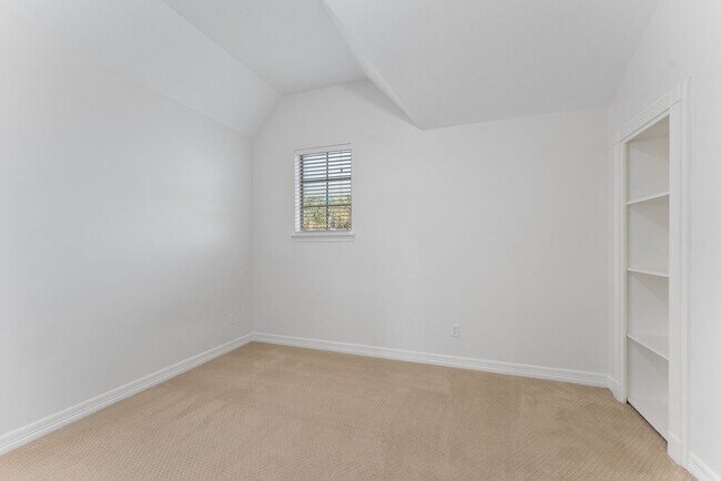 Building Photo - 8422 Misty Mountain Trail Ln