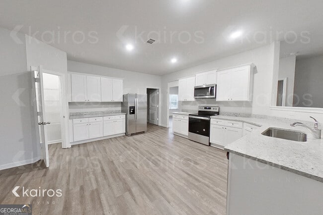 Building Photo - 3559 Bridgewood Dr