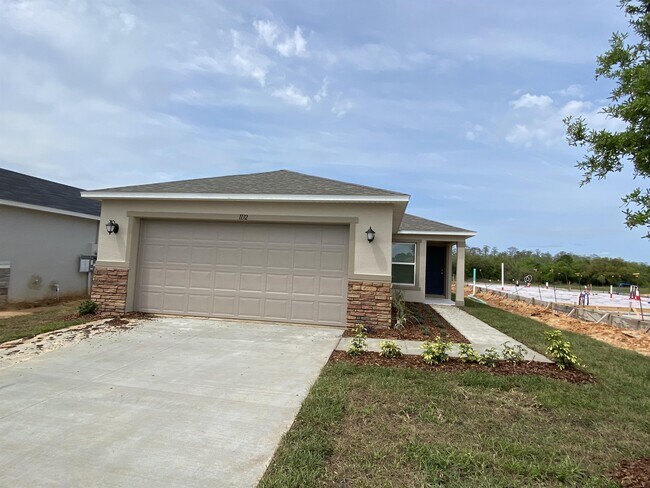 Building Photo - 1132 Papaya Cir
