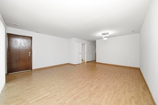 Building Photo - 9803 Bianco Terrace