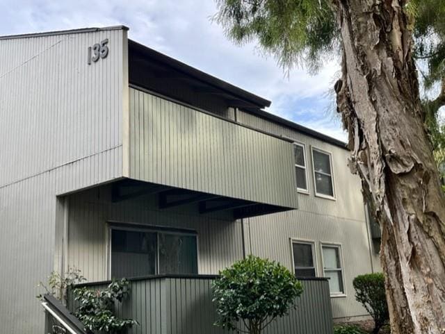 Building Photo - 135 Piccadilly Pl