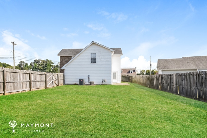 Building Photo - 3390 Summerfield Dr