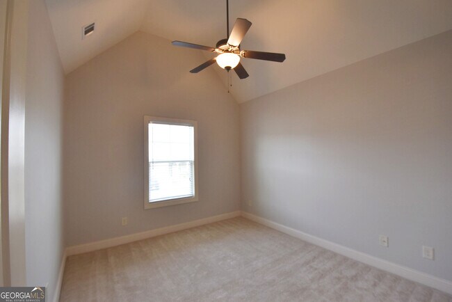 Building Photo - 606 Blackburn Ln