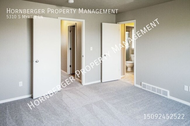 Building Photo - 5310 S Myrtle Ln