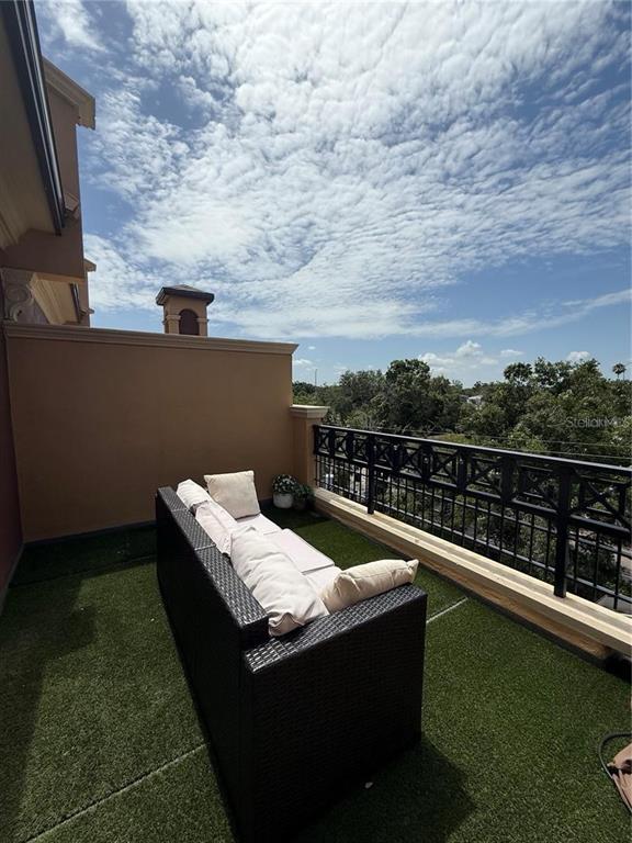 Building Photo - 2208 Soho Bay Ct