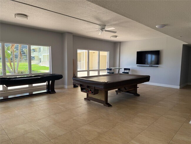 Building Photo - 750 N Ocean Blvd
