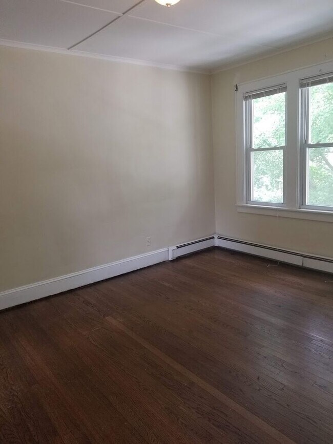 Building Photo - 67Jones