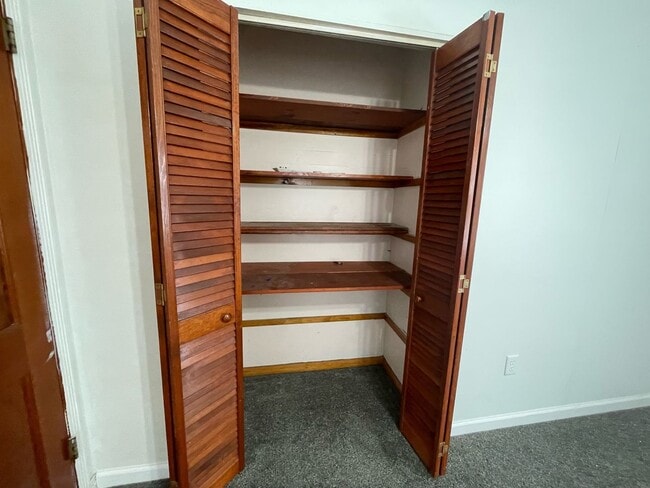 Building Photo - 3 Bedroom Midwest City Home! - Move in Deposit Free! (If Qualified)