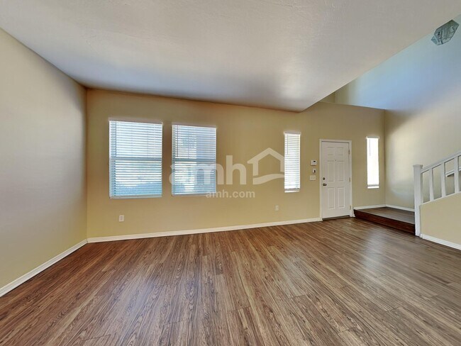 Building Photo - 7413 S 40th Ave
