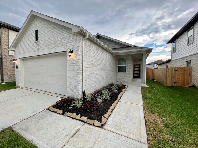 Building Photo - 23223 Spring Genesis Ln