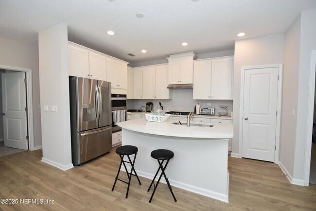 Building Photo - 172 Charlie Way