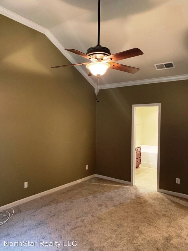Building Photo - 2 br, 2 bath House - 2768 Southwood View