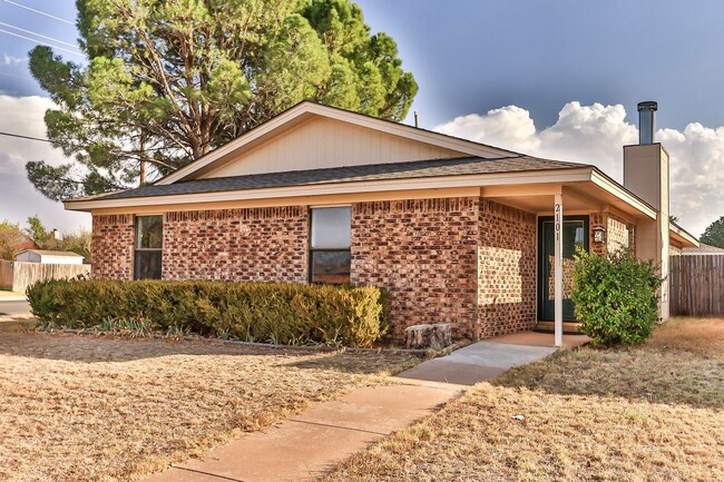 Building Photo - Stylish 3-Bedroom Home on a Corner Lot