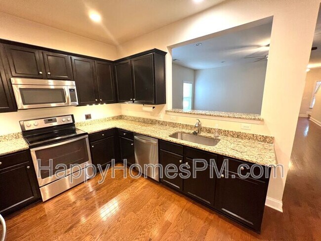 Building Photo - 1708 Restoration Ct