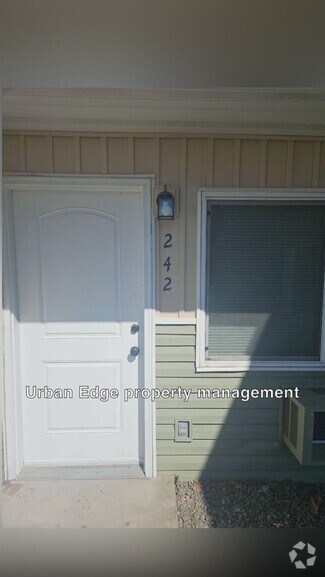 Building Photo - 1 bedroom 1 bath apartment (photos similar)