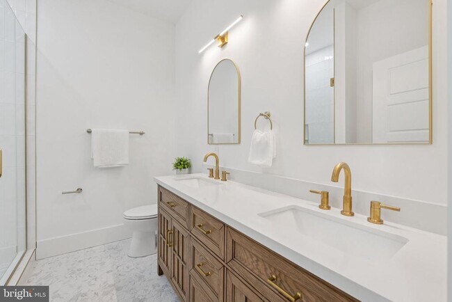 Building Photo - 1827 North Capitol St NE