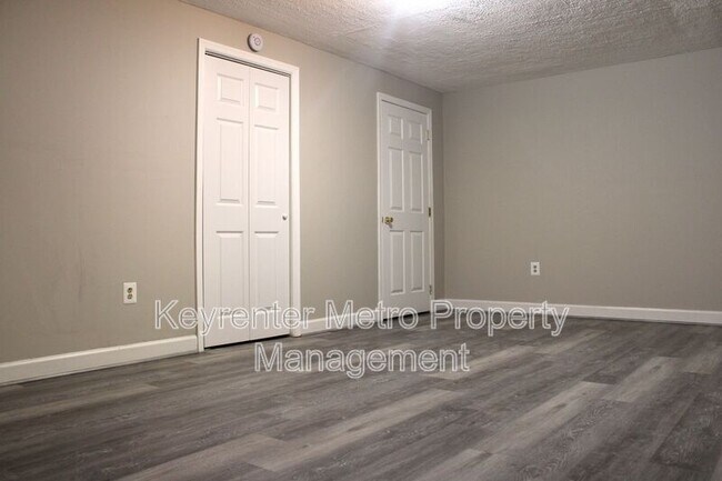 Building Photo - 1614 Albert Dr