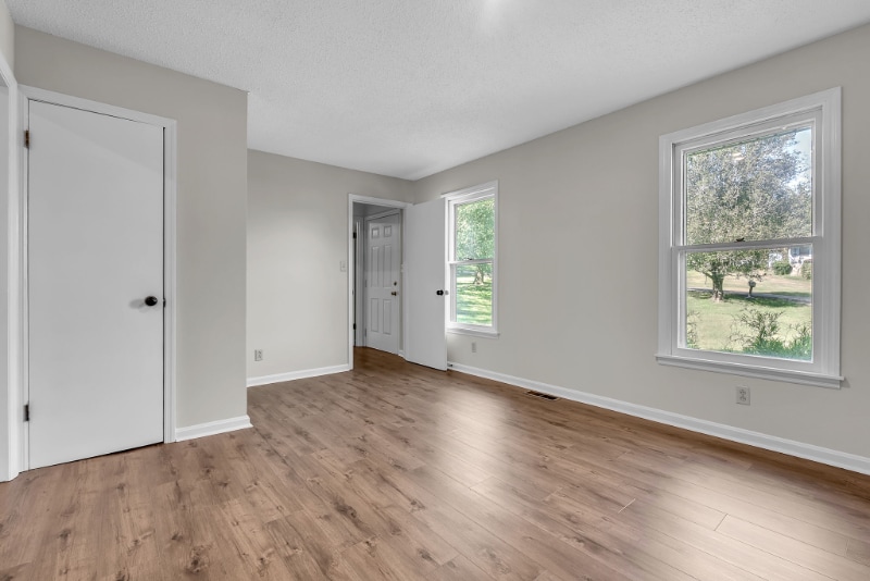 Building Photo - 425 Centennial Ave