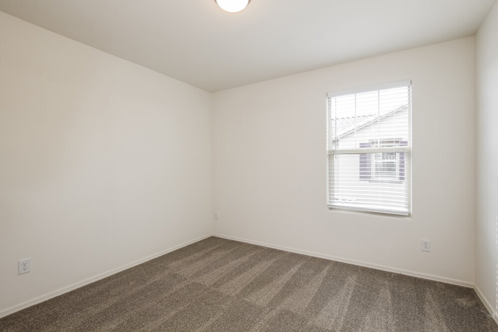 Building Photo - 16663 W Sierra St