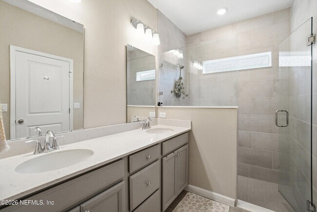 Building Photo - 75435 Sunberry Dr