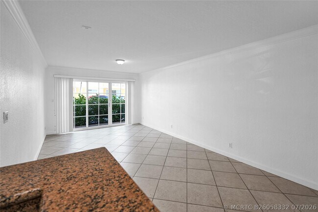Building Photo - 1515 E Broward Blvd