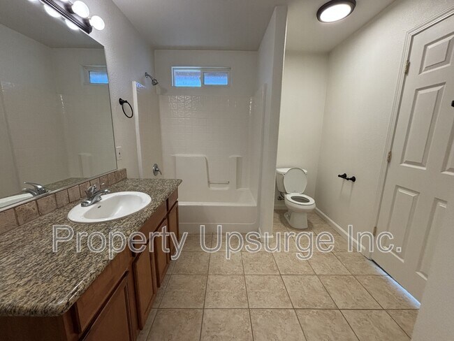 Building Photo - 3745 Silvario Ct