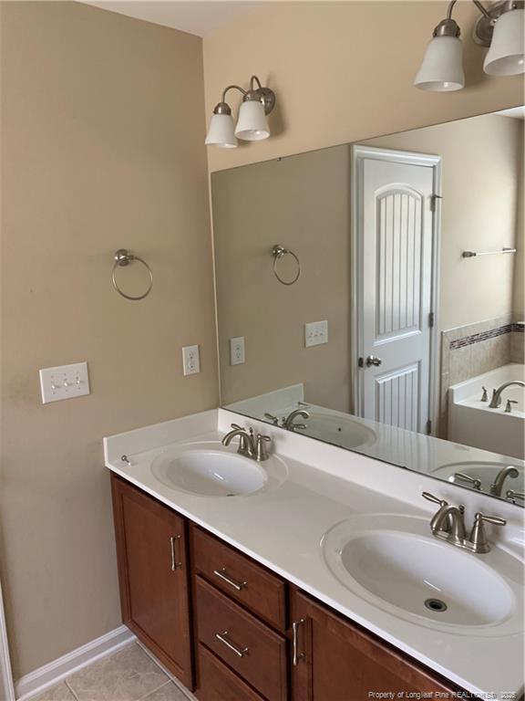 Building Photo - 261 River Oak St