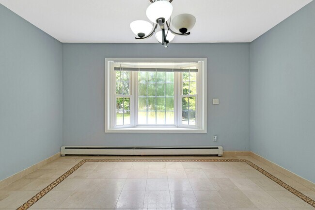 Building Photo - 68 Briarwood Ave