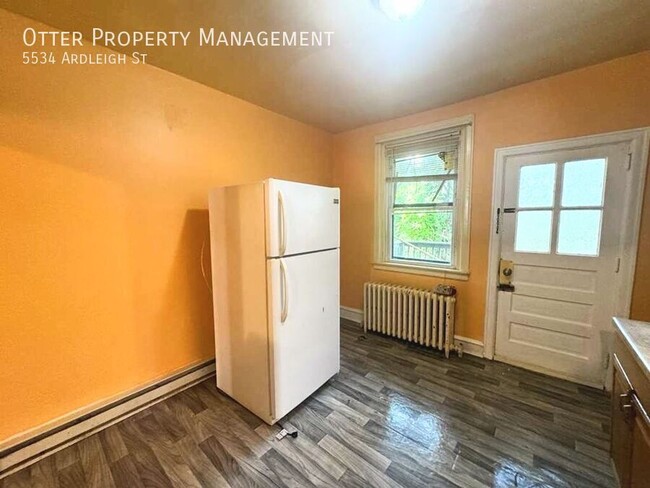 Building Photo - 5534 Ardleigh St