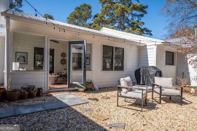 Building Photo - 119 Fortson Cir