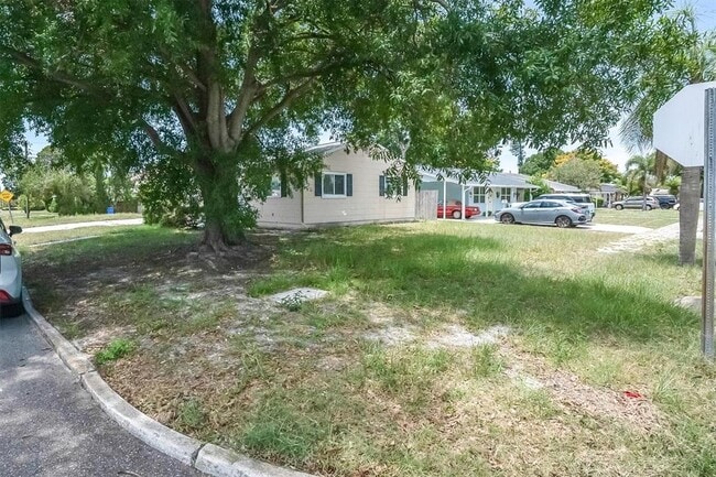 Building Photo - 430 55th St N