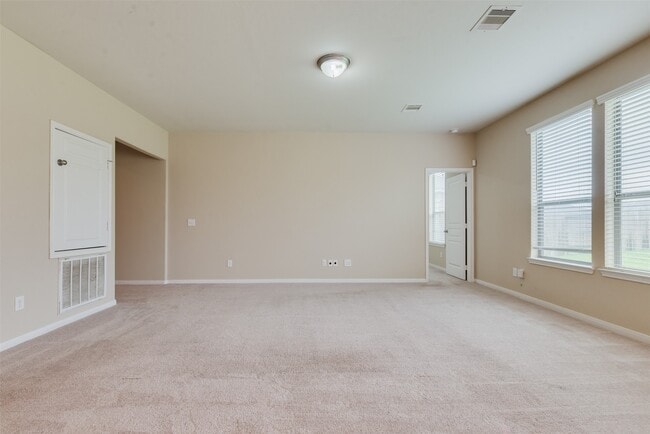 Building Photo - 8127 Running Brook Ln