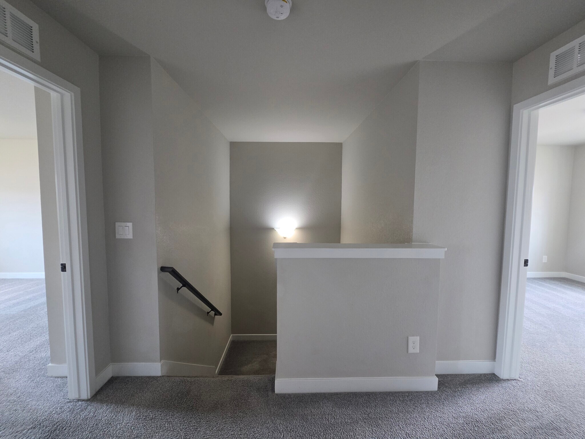 Building Photo - 10429 Luneth Dr
