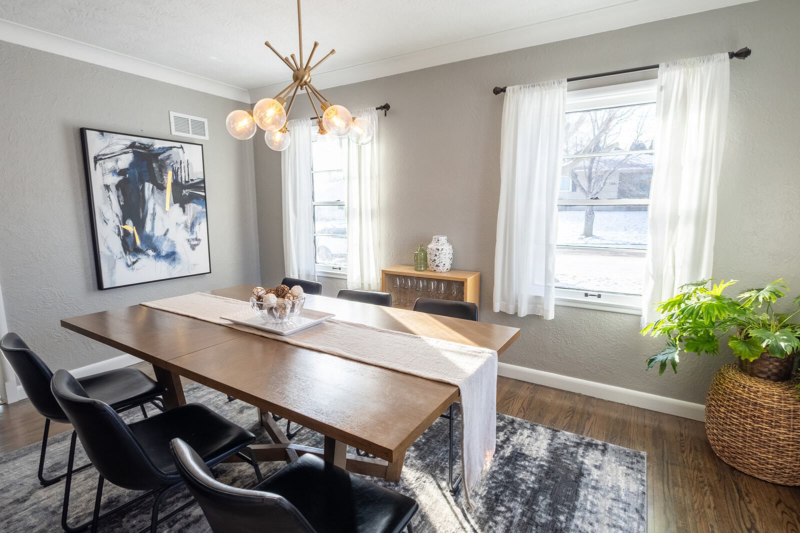 Building Photo - 1621 W 22nd St