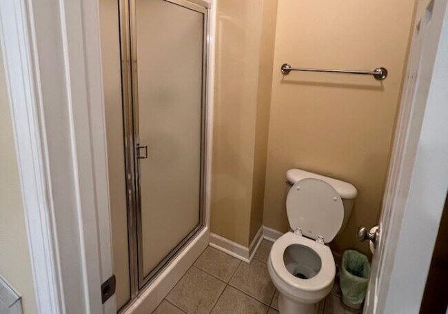 Building Photo - 2708 Pointe Ct