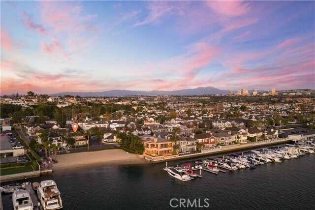 Building Photo - 2411 Bayshore Dr