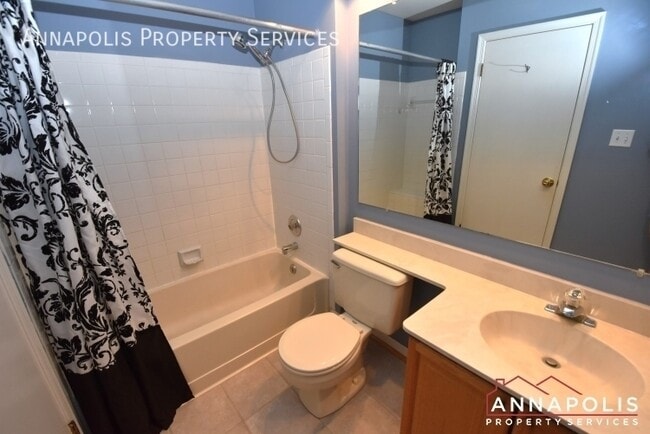 Building Photo - 932 Yachtsman Way